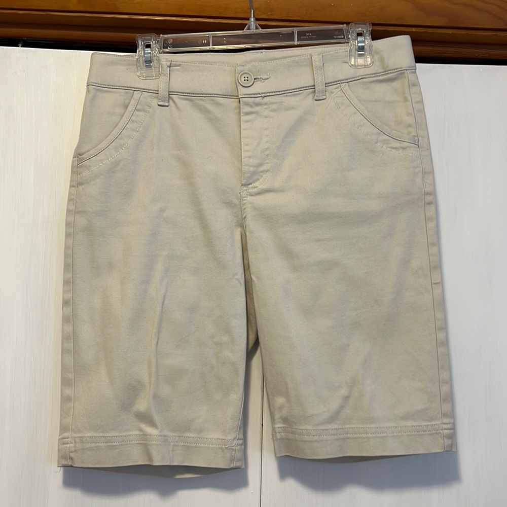 Womens St John’s Bay size 10 shorts